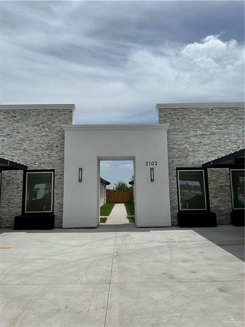 apt-4-2102 Cassandra St, Mission, TX, 78572-0183 | Card Image