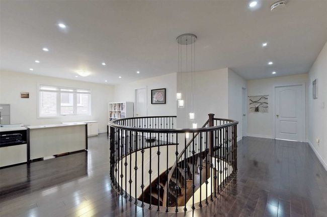10 Gosling St, House other with 4 bedrooms, 5 bathrooms and 7 parking in Brampton ON | Image 24