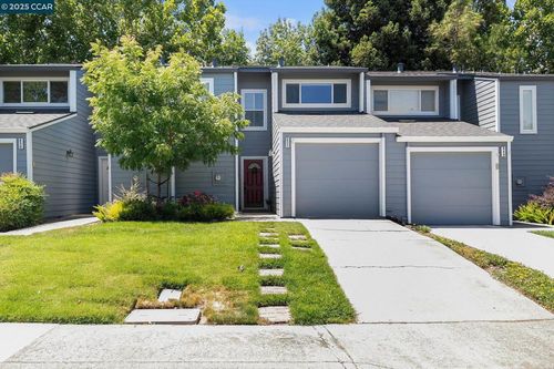 652 Hartley Dr, Danville, CA, 94526-4045 | Card Image