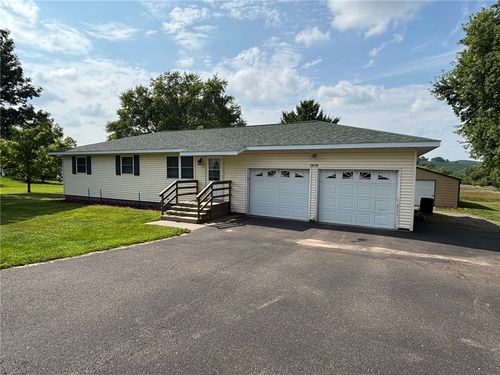 12718 Main St, Osseo, WI, 54758-9226 | Card Image