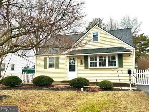 104 School House Ln, BROOKHAVEN, PA, 19015-2718 | Card Image