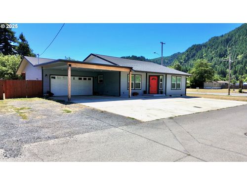 110 E Birch St, Powers, OR, 97466-9769 | Card Image