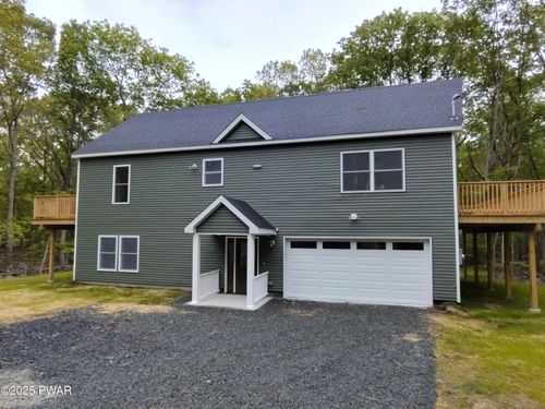 166 Seneca Dr, Milford, PA, 18337-9710 | Card Image