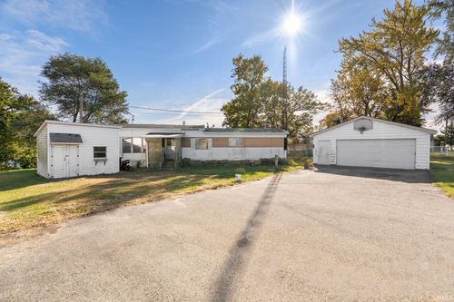 6737 N 300 E, Monon, IN, 47959-8048 | Card Image