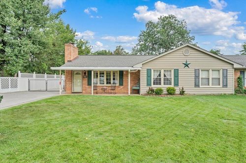 110 Hart Dr, Salem, VA, 24153 | Card Image
