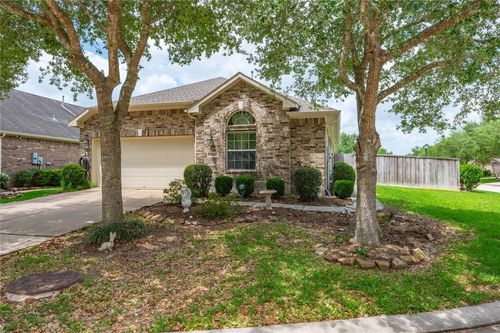 1201 N Riviera Cir, Pearland, TX, 77581-5341 | Card Image