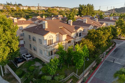 unit-10-19804 Sandpiper Pl, Santa Clarita, CA, 91321-4339 | Card Image