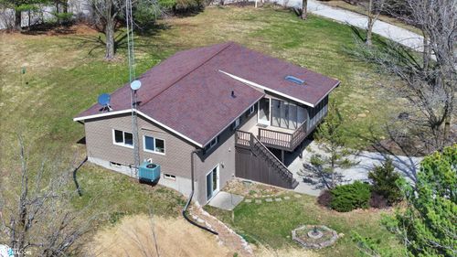 17792 Bluegrass Rd, Ottumwa, IA, 52501-8534 | Card Image