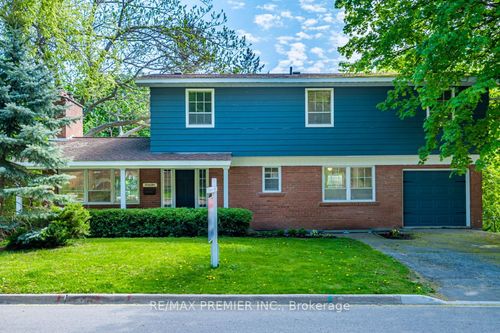 65 Wallace St, Woodbridge, ON, L4L2P2 | Card Image