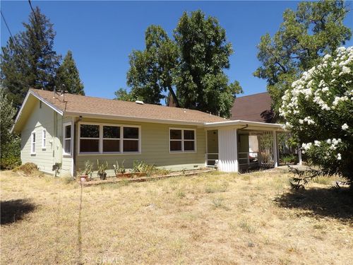 21211 Jackson, Middletown, CA, 95461 | Card Image