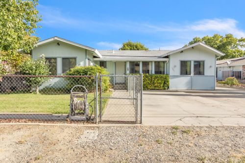 1901 8th Avenue, Olivehurst, CA, 95961 | Card Image