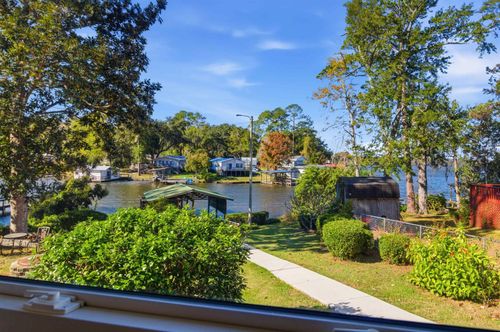 24140 Lanier St, TALLAHASSEE, FL, 32310-9505 | Card Image