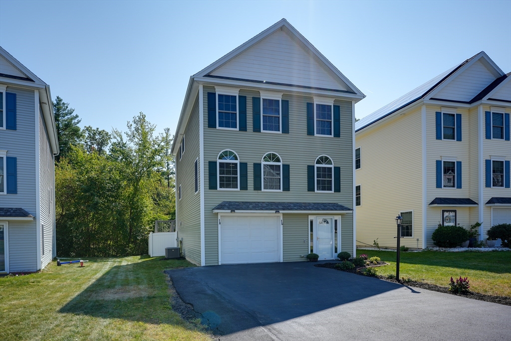 Pinehurst Ave, Billerica, MA 01821