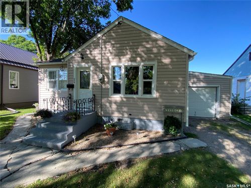 278 Second Ave N, Yorkton, SK, S3N1G9 | Card Image