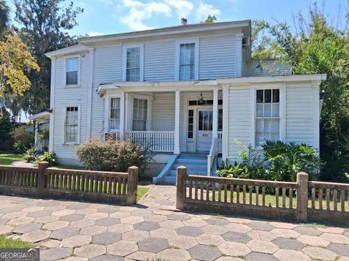 911 Union St, Brunswick, GA, 31520-7661 | Card Image