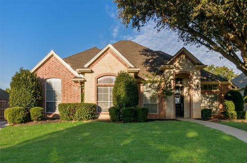 8205 Edgemont Ct, North Richland Hills, TX, 76182-8654 | Card Image