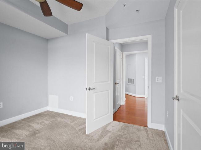UNIT-851 - 3650 S Glebe Rd, Condo with 2 bedrooms, 2 bathrooms and null parking in ARLINGTON VA | Image 24