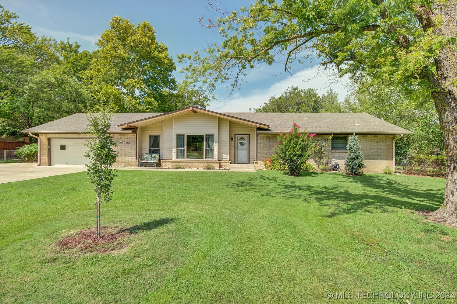 75th St, Broken Arrow, OK 74014