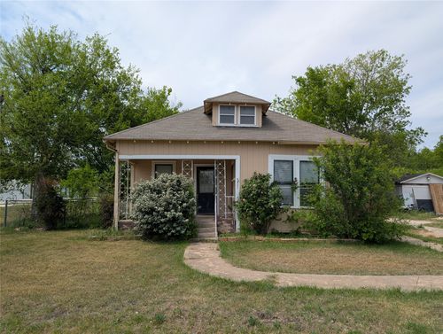 301 Park St, Taylor, TX, 76574-2859 | Card Image