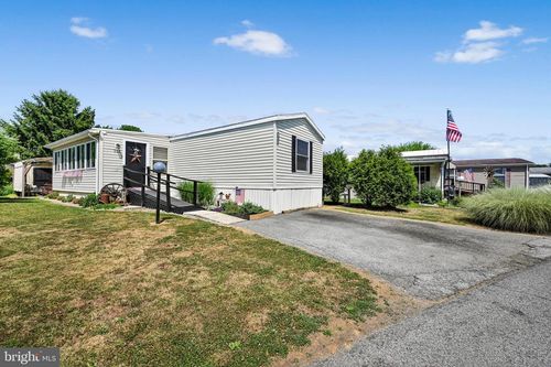 717 Palm City Park Tp-0232 Park, ANNVILLE, PA, 17003 | Card Image