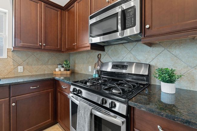 12015 Kincardine Way, House other with 3 bedrooms, 2 bathrooms and null parking in Austin TX | Image 4