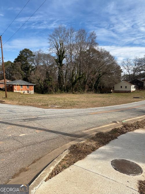 4648 Ernest Dr, Forest Park, GA, 30297-3555 | Card Image