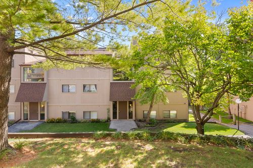unit-12-49 Oak Hill Colony, Fox Lake, IL, 60020-1118 | Card Image