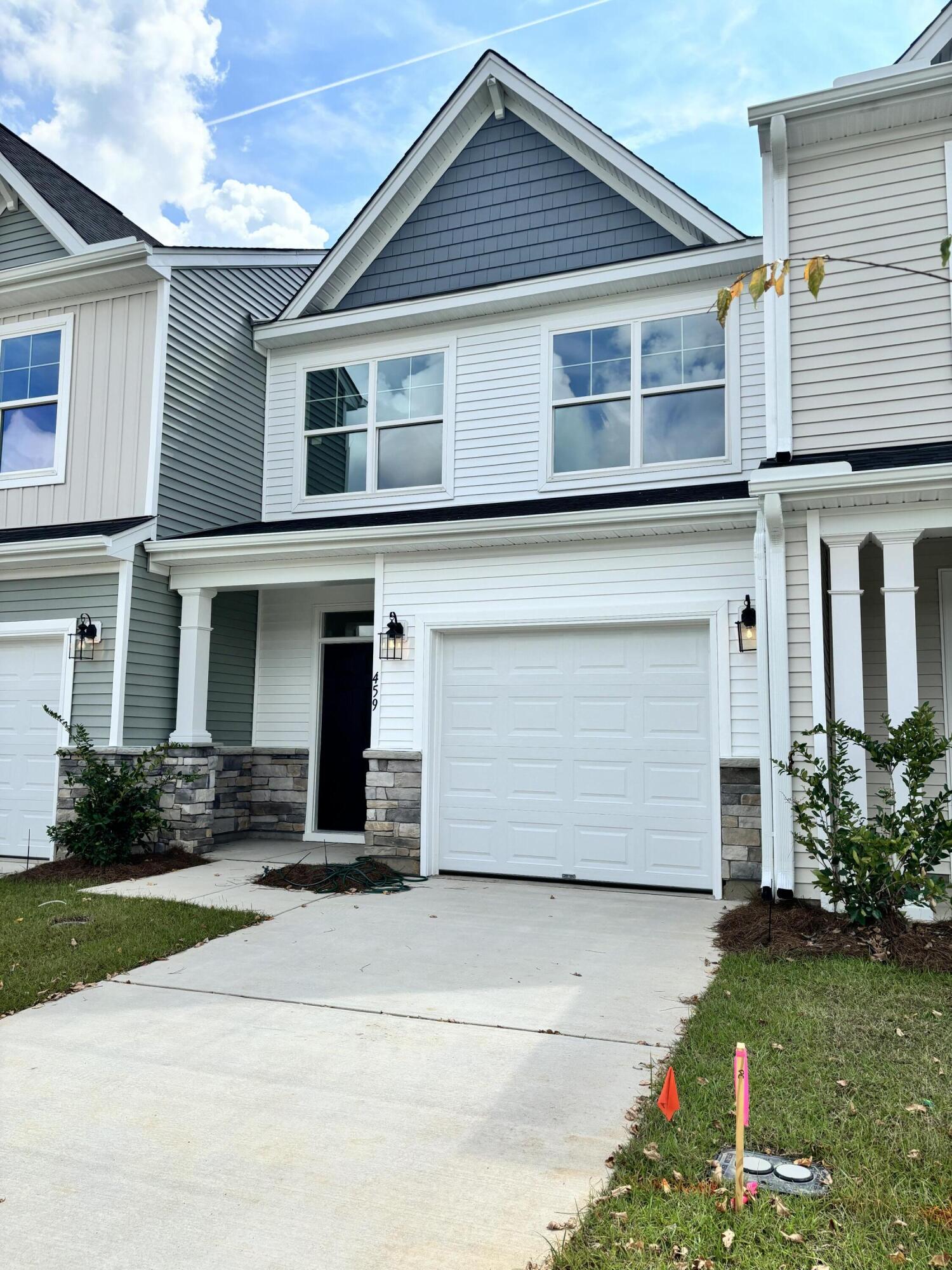 Duskywing Dr, Goose Creek, SC 29445