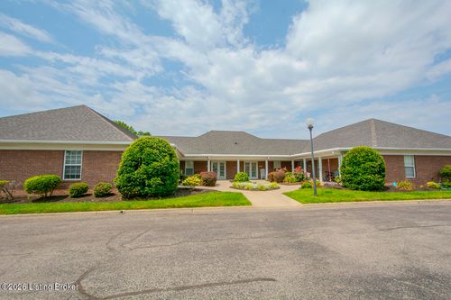 8421 Elsie Ct, Louisville, KY, 40228 | Card Image