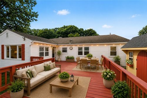 22 Baldino Dr, Cranston, RI, 02920-8302 | Card Image
