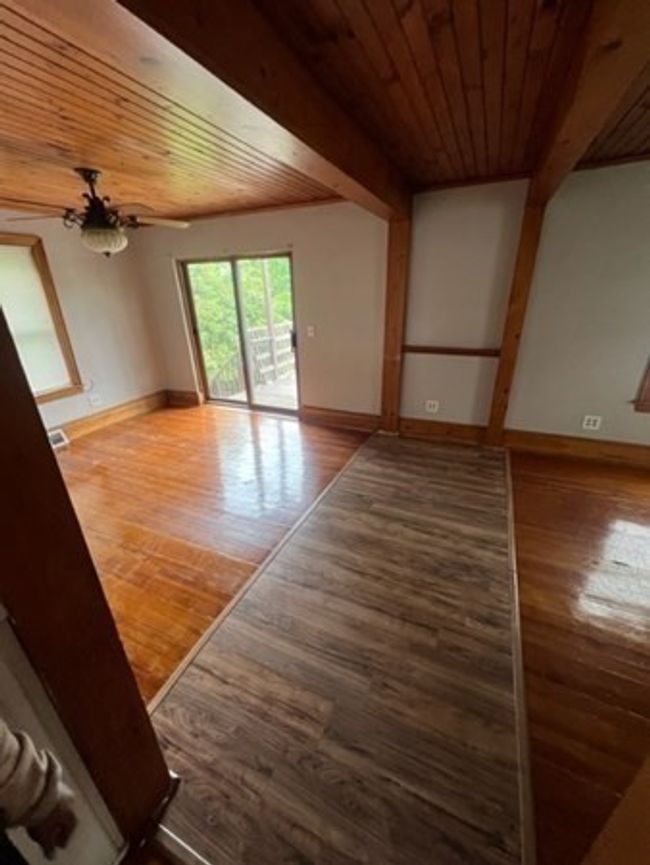 313 Canton St, Home with 7 bedrooms, 3 bathrooms and 4 parking in Fitchburg MA | Image 10