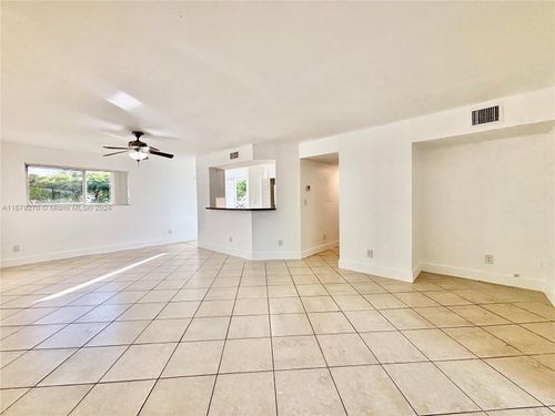 104-3405 44th St, Lauderdale Lakes, FL, 33309-4258 | Card Image