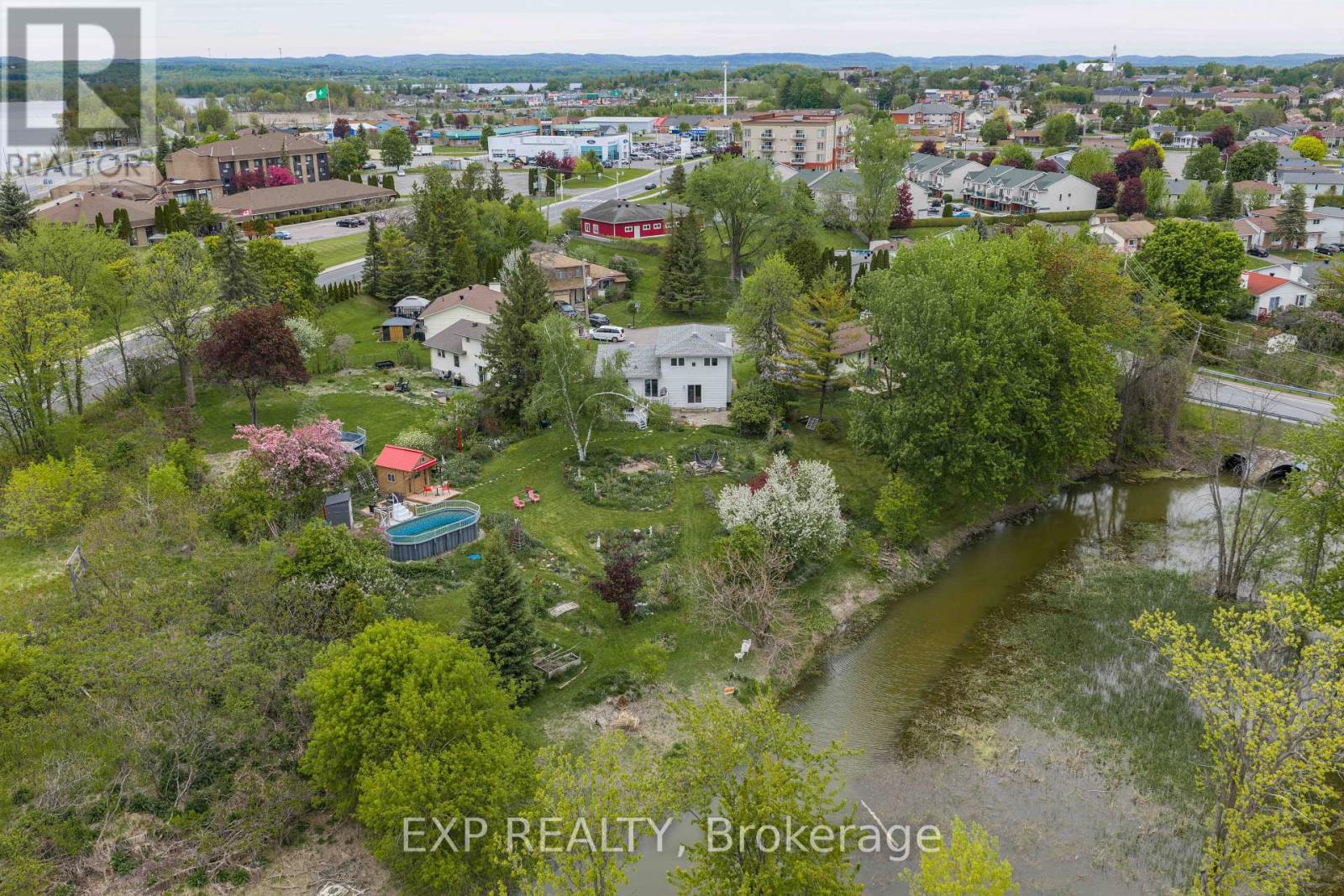 Residential in Clarence-Rockland 5