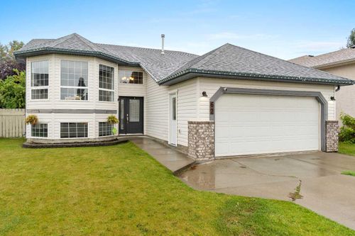 62 Olson Crescent, Whitecourt, AB, T7S1T9 | Card Image