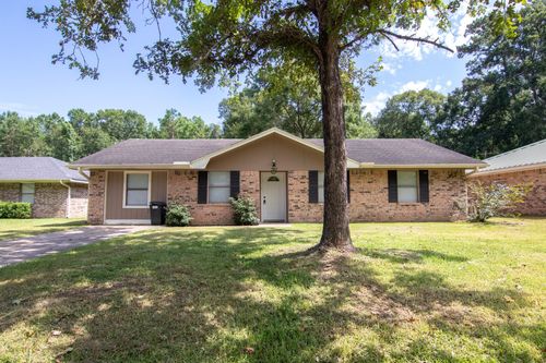 7817 Walnut Dr, Lumberton, TX, 77657-8959 | Card Image