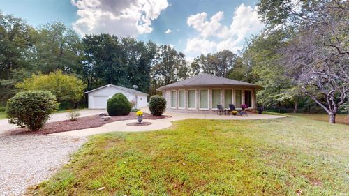 5155 Oak Tree Dr, Boonville, IN, 47601-9574 | Card Image