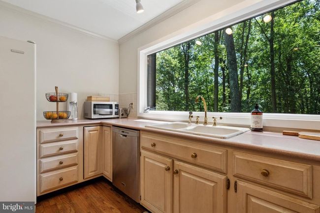 5653 Private Rd, House other with 3 bedrooms, 3 bathrooms and null parking in DOYLESTOWN PA | Image 9