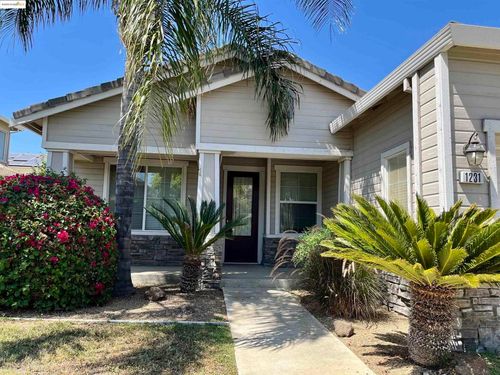 1231 Exeter Way, Brentwood, CA, 94513-6810 | Card Image
