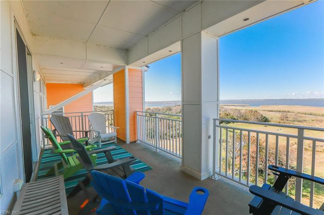 APT-432B - 3738 Sandpiper Rd, House attached with 4 bedrooms, 3 bathrooms and null parking in Virginia Beach VA | Image 41
