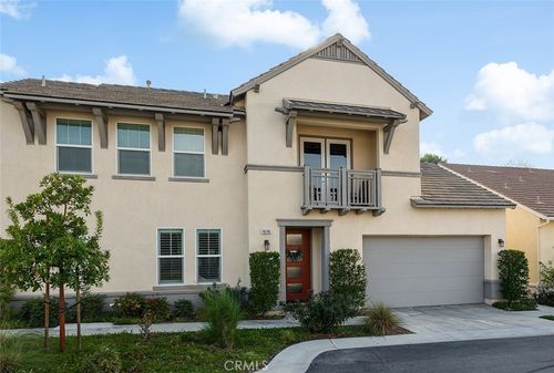18740 Seville Way, Canyon Country, CA, 91387-1468 | Card Image
