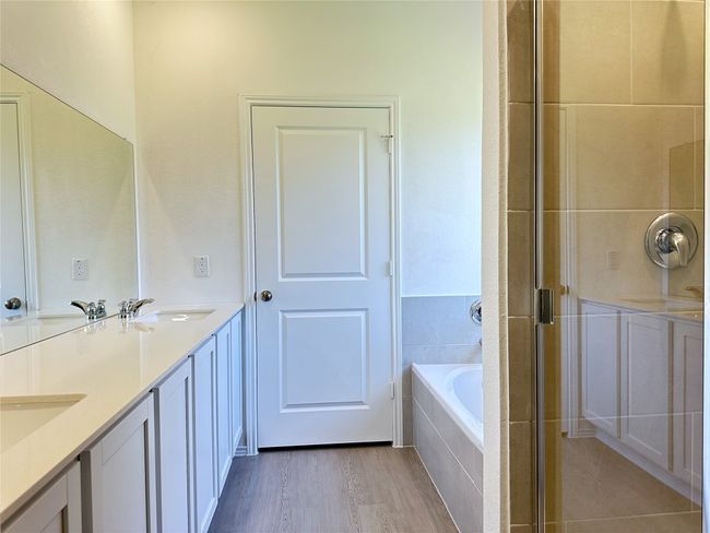 158 Cibolo Creek Loop, House other with 4 bedrooms, 3 bathrooms and null parking in Bastrop TX | Image 16