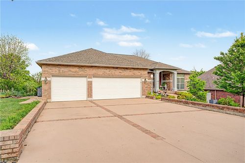 3 Sable Dr, Bella Vista, AR, 72715-4951 | Card Image