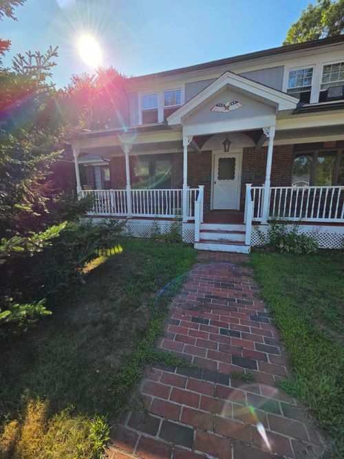 5 Brook St, Rochester, NH, 03867-3505 | Card Image