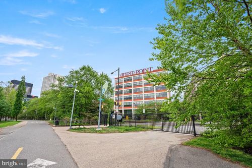 apt-409-2429 Locust St, PHILADELPHIA, PA, 19103-5558 | Card Image