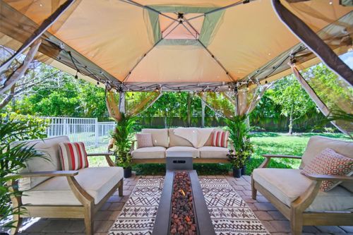 1628 Myrtle Oak Ter, Hollywood, FL, 33021-1345 | Card Image