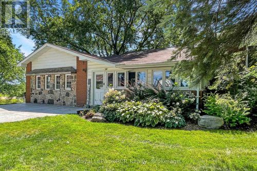 440 London Rd S, Mount Forest, ON, N0G2L2 | Card Image