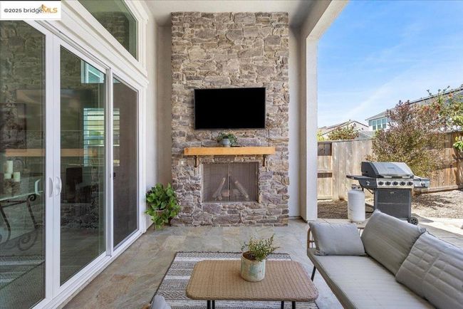 2939 Valencia St, House other with 4 bedrooms, 3 bathrooms and 2 parking in Lodi CA | Image 47