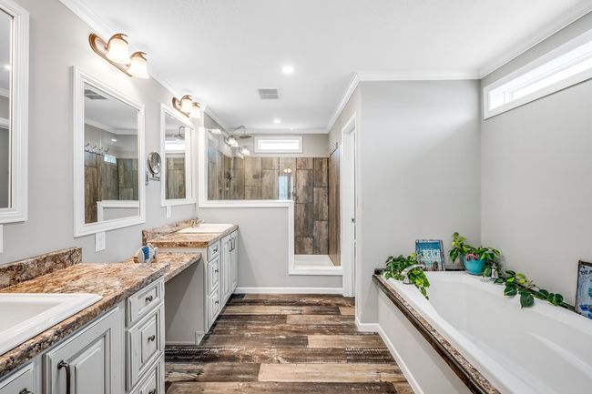 9224 Olive Ave, House other with 3 bedrooms, 2 bathrooms and 5 parking in Port St. Joe FL | Image 20