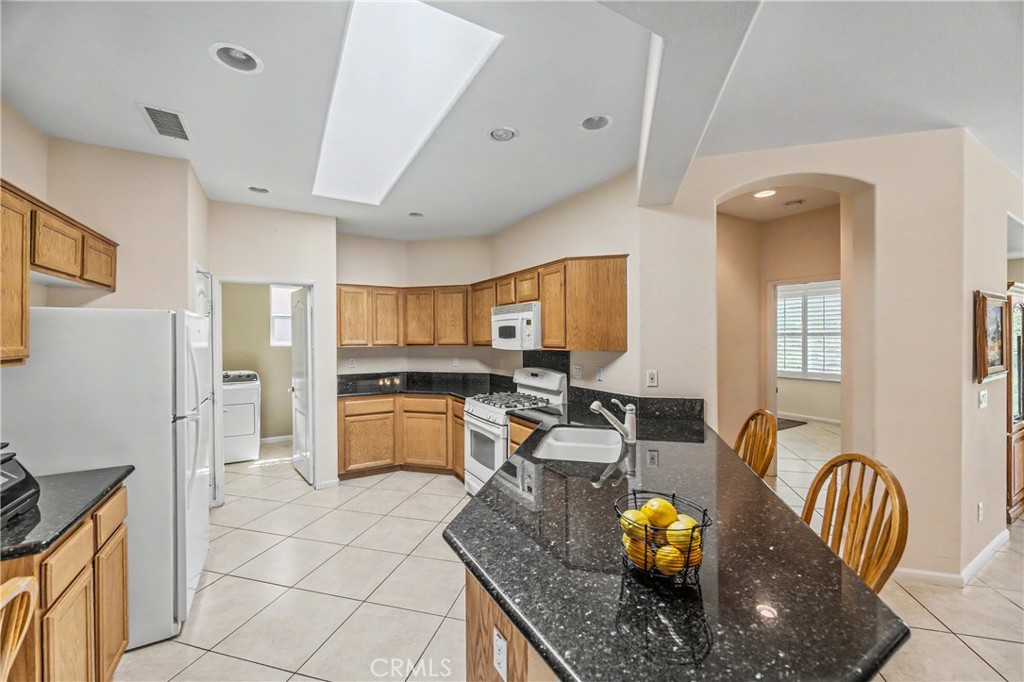 Residential in Corona 4