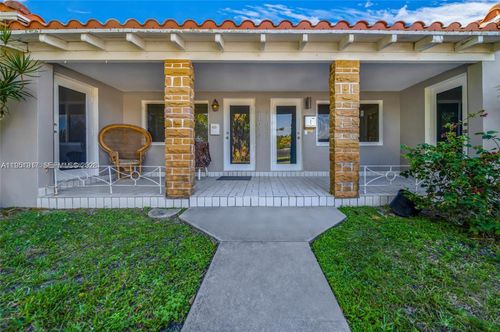 11022-11020 Ne 10th Ave, Biscayne Park, FL, 33161-7608 | Card Image